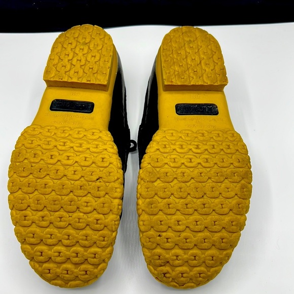 Bean boots by LL Bean size 7M looks brand new. - Picture 9 of 9